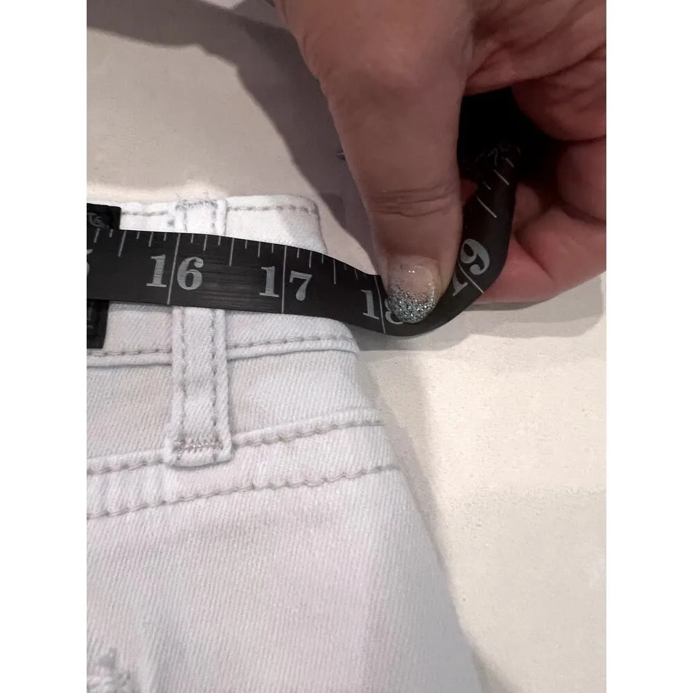 NWT Vintage Love Indigo White Jean Shorts Dream Catcher Pockets Embellished Boho Size 14 - Image 6