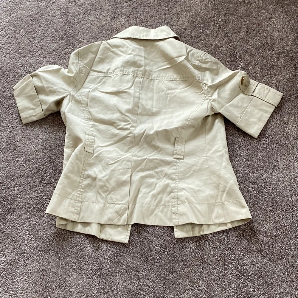 Michael Kors Safari Utility Top SIZE 4 Button Front Belted Pockets Outdoor Shirt - Image 5