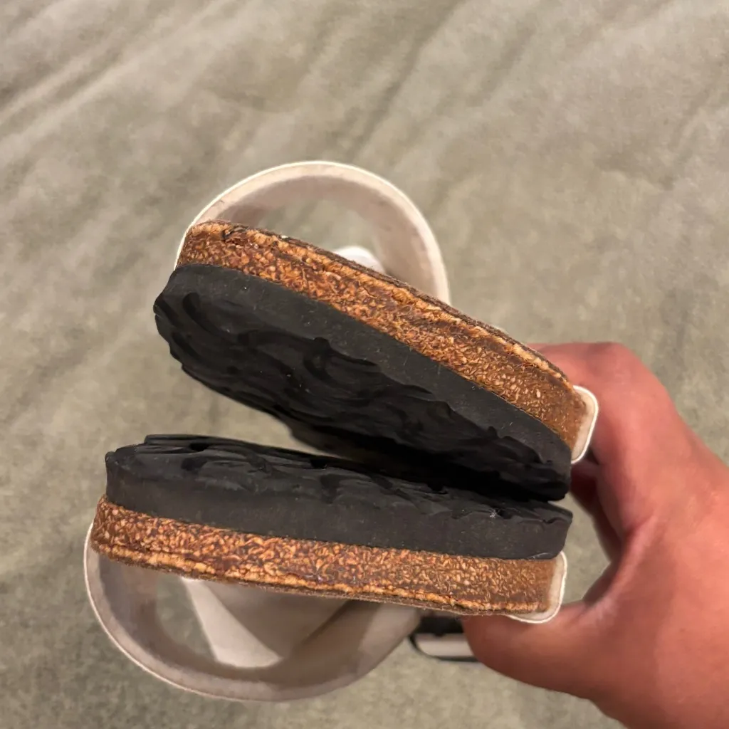 Birkis by Birkenstock Size 39 White - Image 3