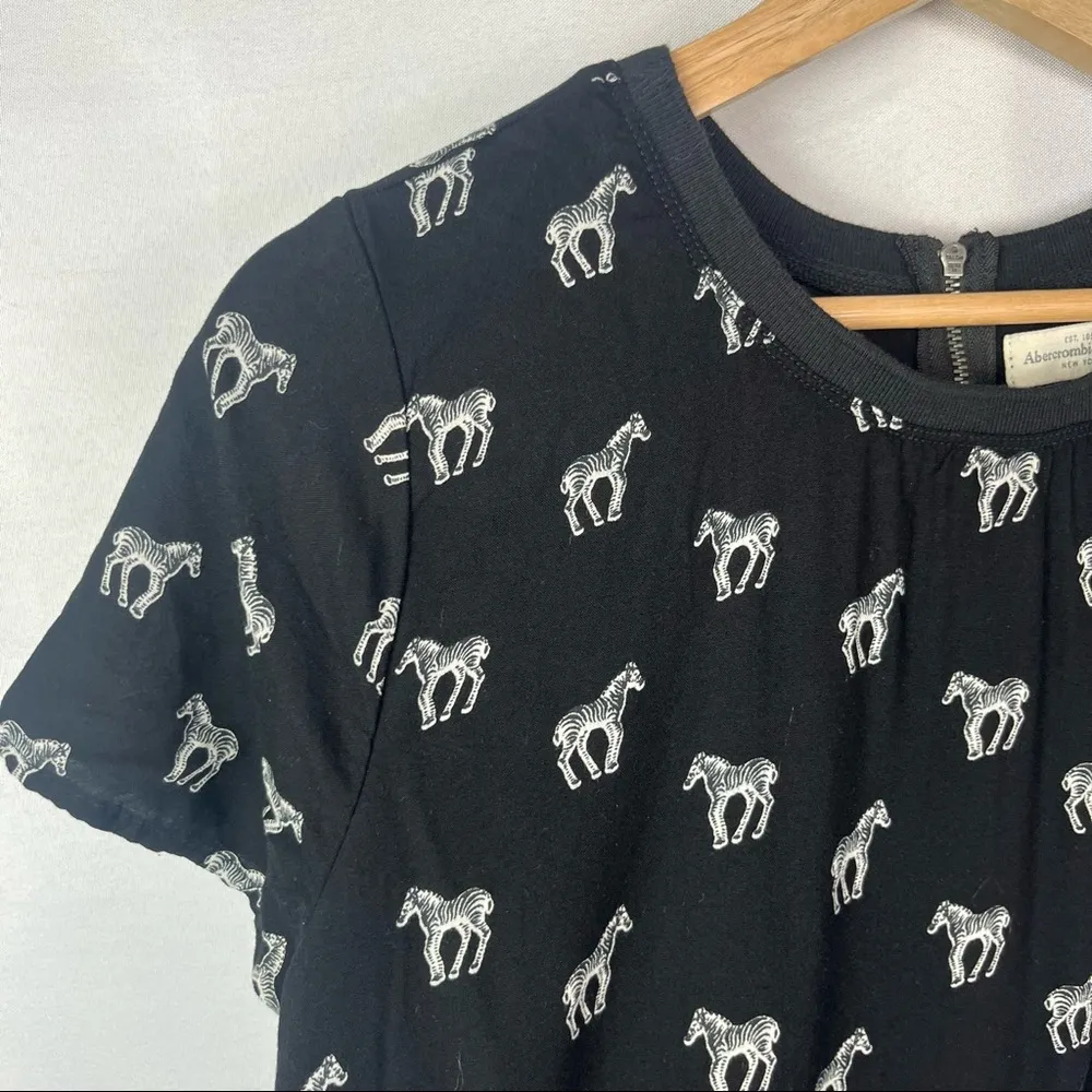 Abercrombie & Fitch A&F Black White Zebra Short Sleeve Shift Dress M - Image 4