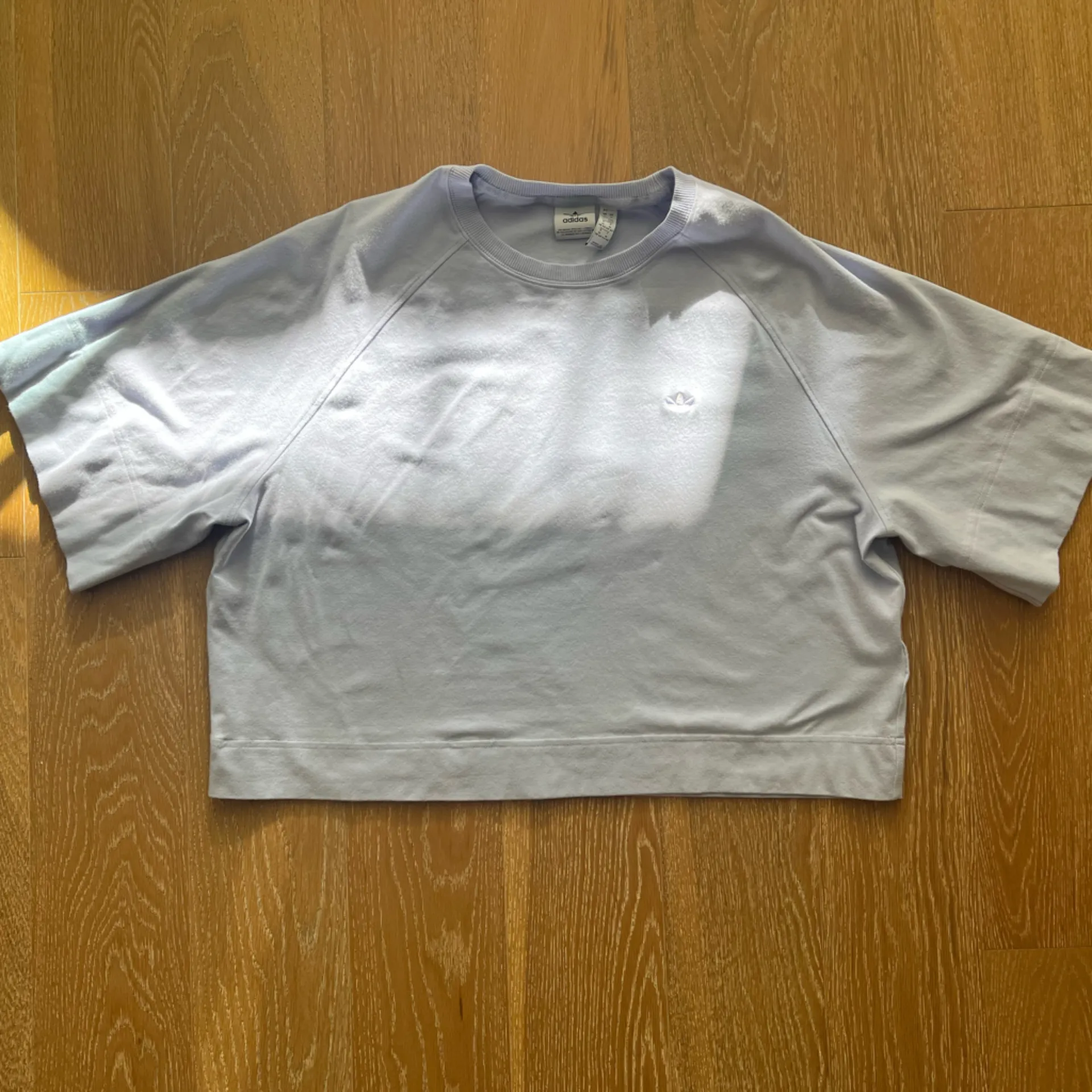 Adidas Light Purple Sweatshirt - Image 4