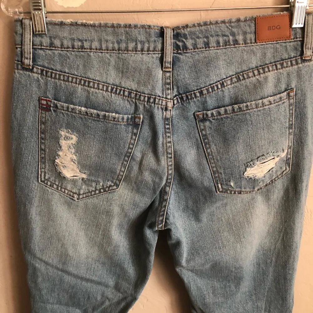 BDG Slim Boyfriend Distressed Denim Jeans - Image 9