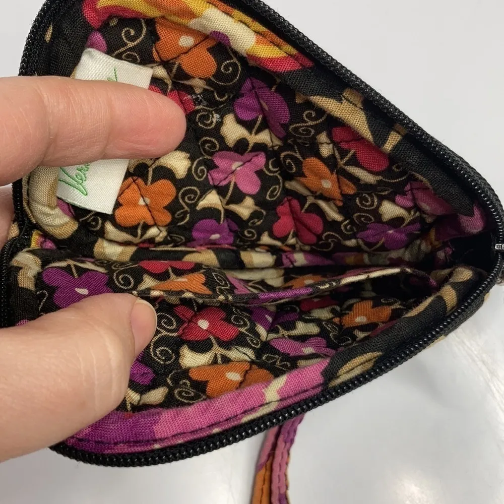 Vera‎ Bradley Suzani wristlet - Image 5