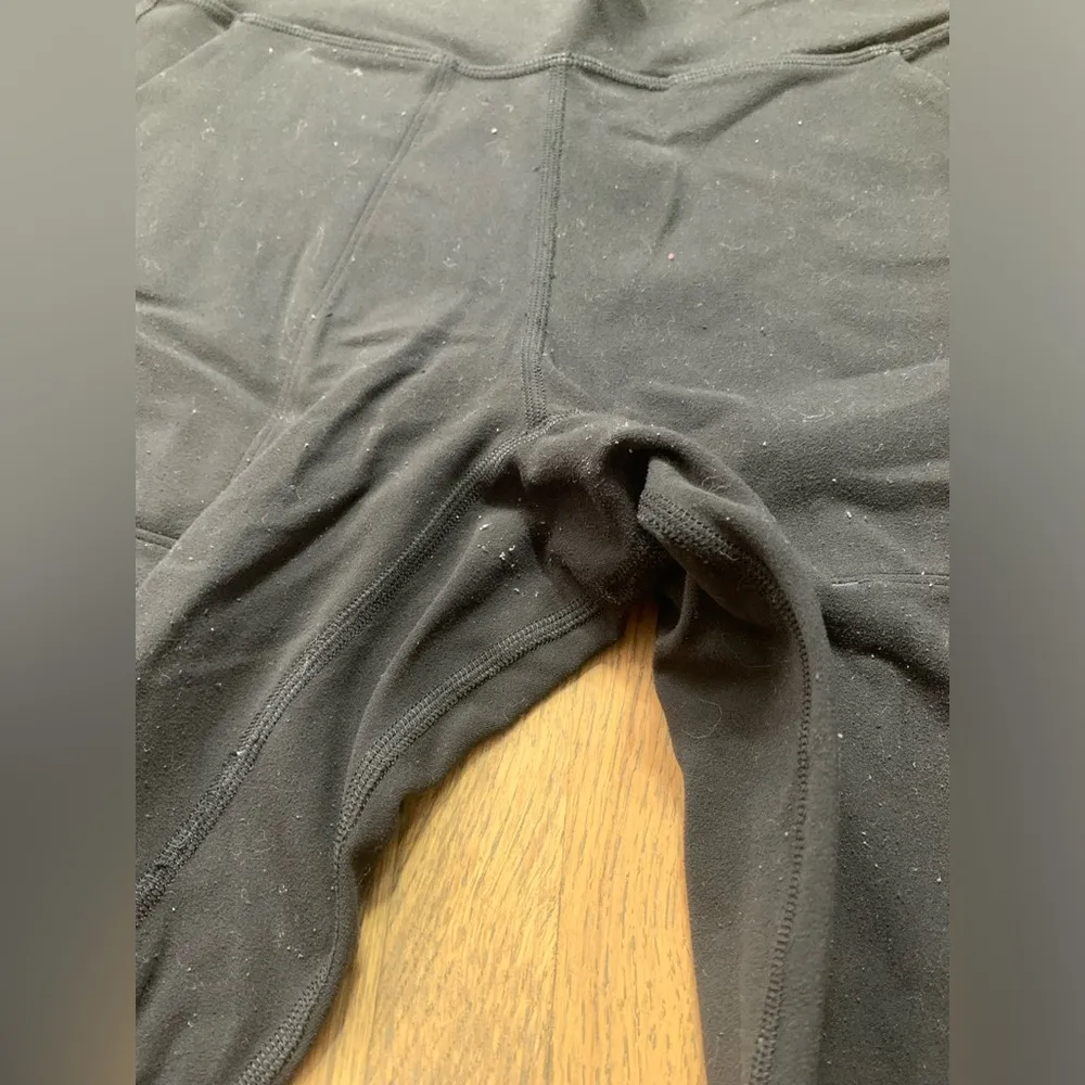 Lululemon black 4 pants - Image 4