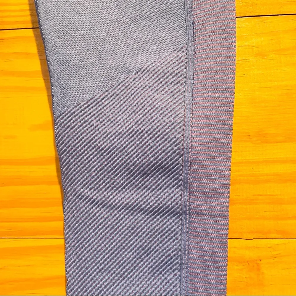 Aerie Offline Blue Pink Textured 7/8 High Rise Activewear Leggings Medium - Image 4