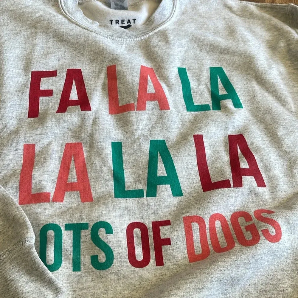 Gildan Dryblend Treat Dreams Fa La La La Lots of Dogs - Image 3