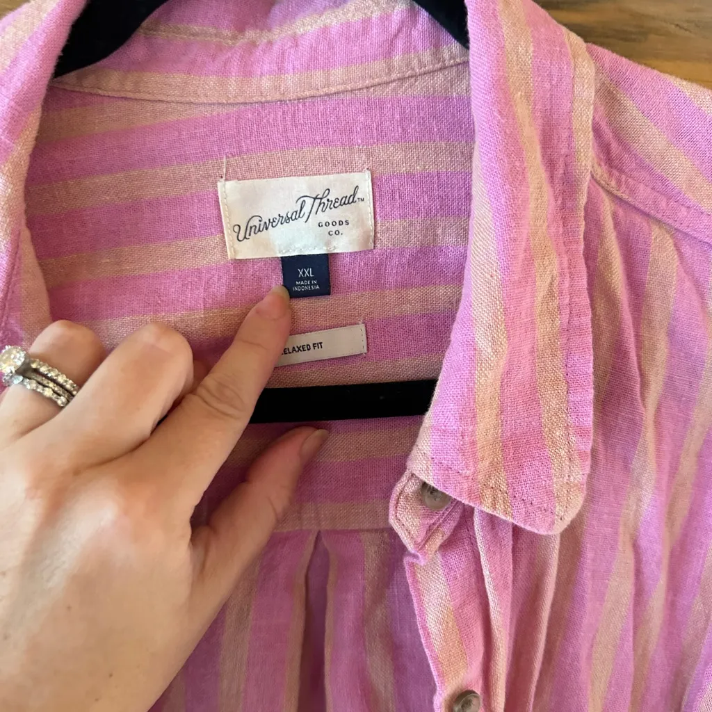 Universal Thread Relaxed Fit Button Down Shirt - Image 4