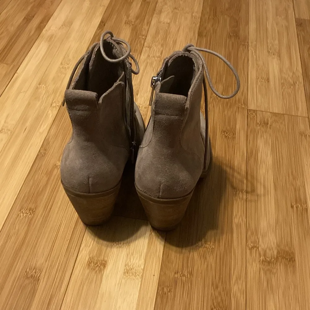 Jessica Simpson Channie Ankle Zipper Closure Boots Tan Color Women’s Size 9M NWT - Image 2