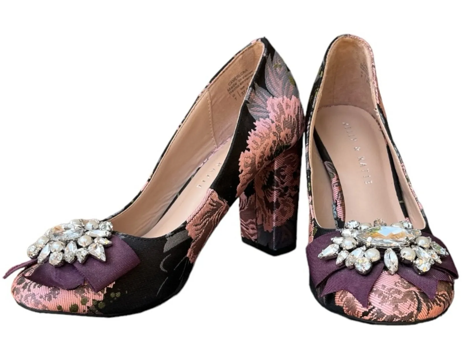 Kelley & Katie Floral Chunky Heel Punps with Rhinestones on Front Bows size 7 - Image 1