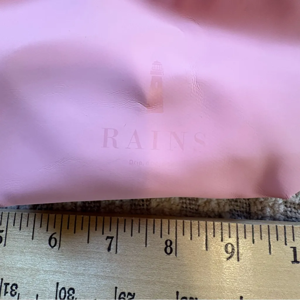 Rains Soft Pink black belt bag - Image 3