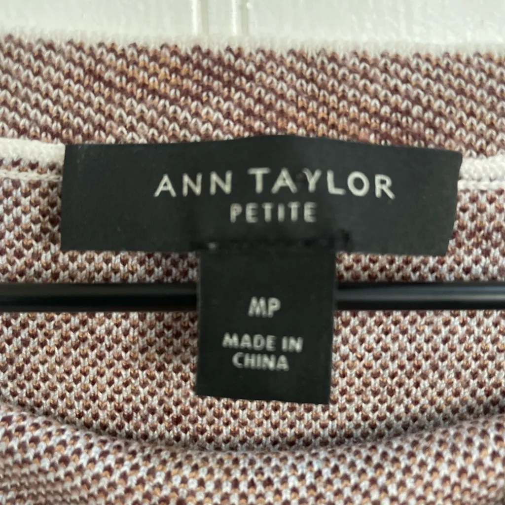 ANN TAYLOR Leopard Print Boatneck Short Sleeve Knit Sweater Size M Petite - Image 10