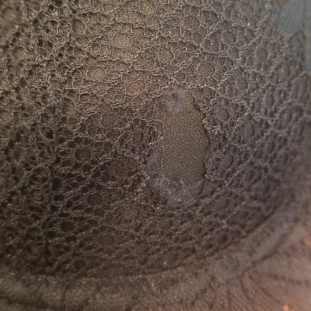 đź’•LAURA ASHLEYđź’• Comfort Bras (2 Pack) Pink & Navy Blue Lace 36C *FLAWED - Image 13