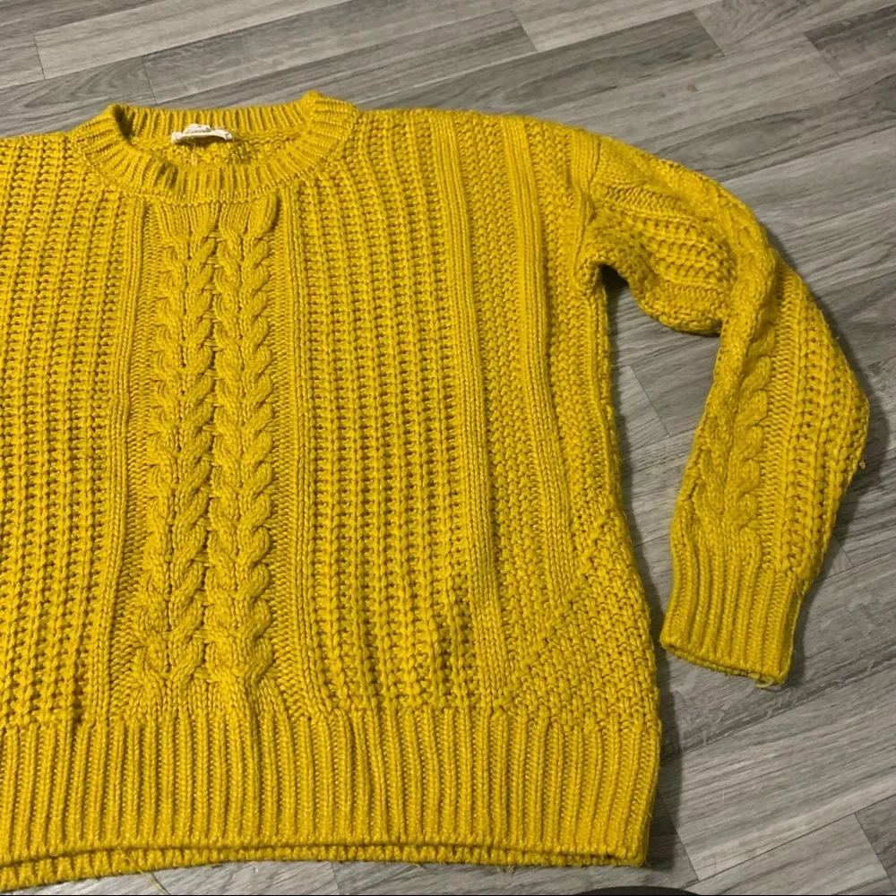 🌿If it were me Yellow Cable twist Long Sleeve - Image 2