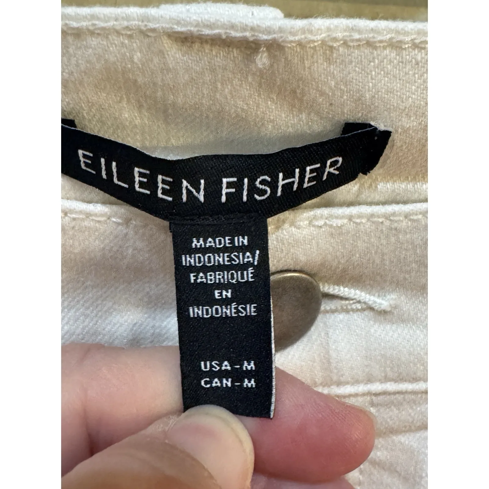 Eileen Fisher Garment-Dyed Organic Cotton‎ Denim Cropped Jean White Size Medium - Image 4