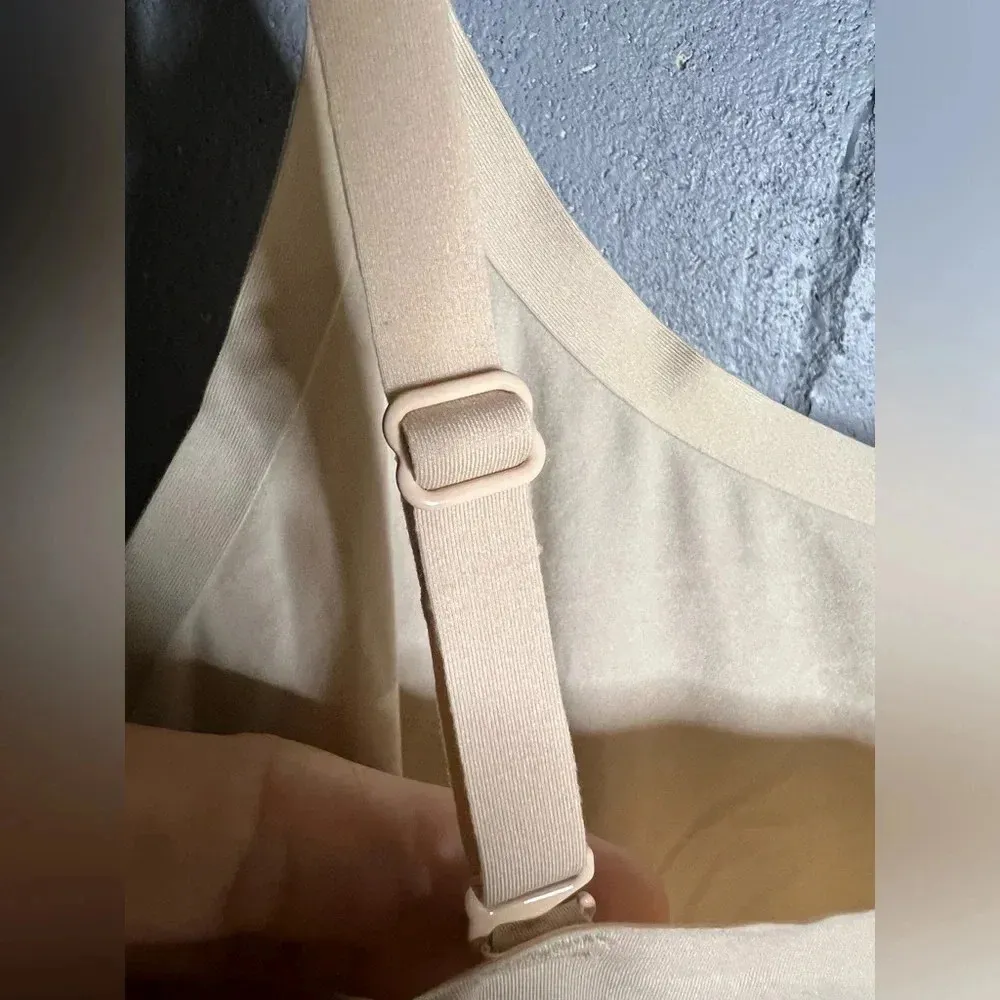 Spanx Thinstincts® Convertible Cami in soft nude.  Size Large - Image 4