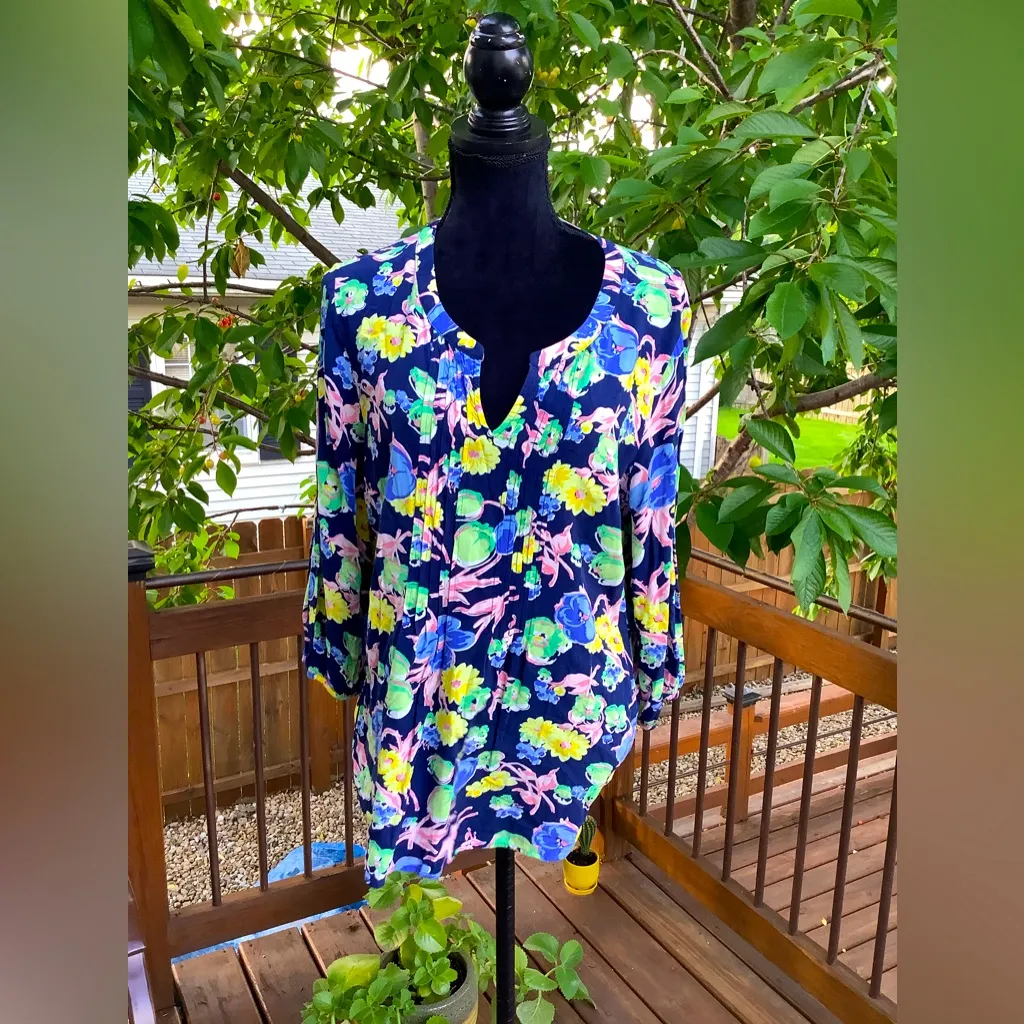 Ladies blouse- very cute🌸🌼 - Image 6