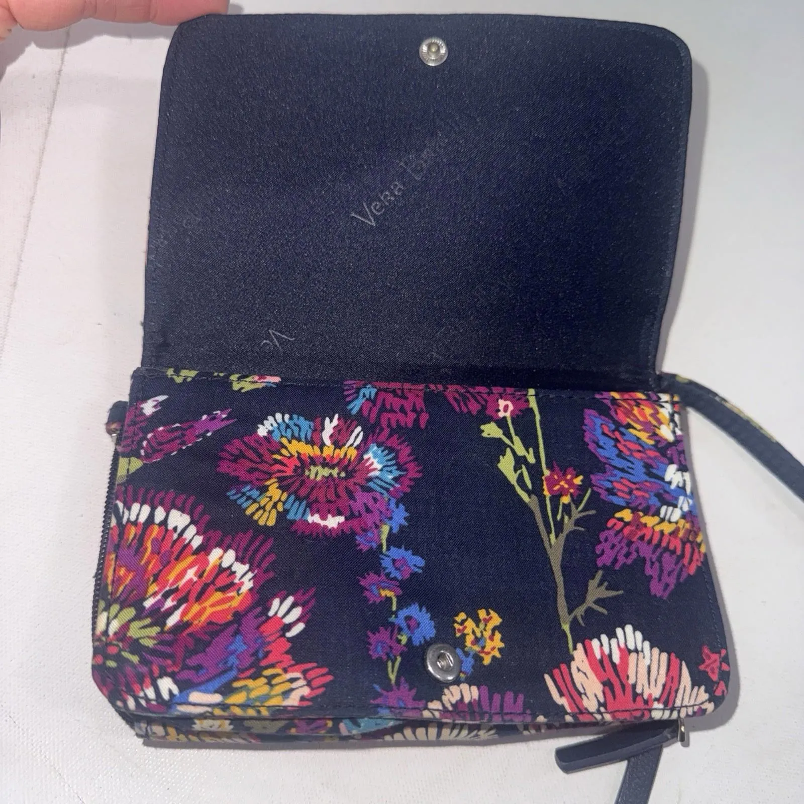 Vera Bradley Blue Floral Retired Carry All Accordion Retired Wristlet Wallet - Image 2