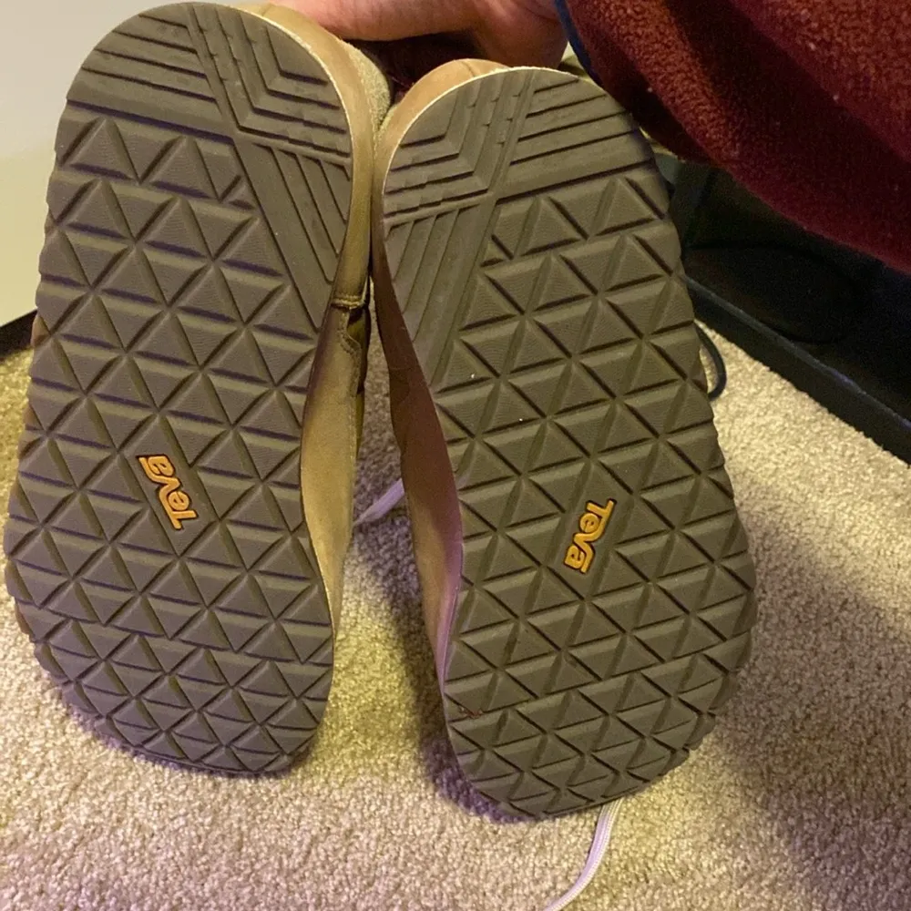 Teva Ember Commute Waterproof Boot 7.5 - Image 6