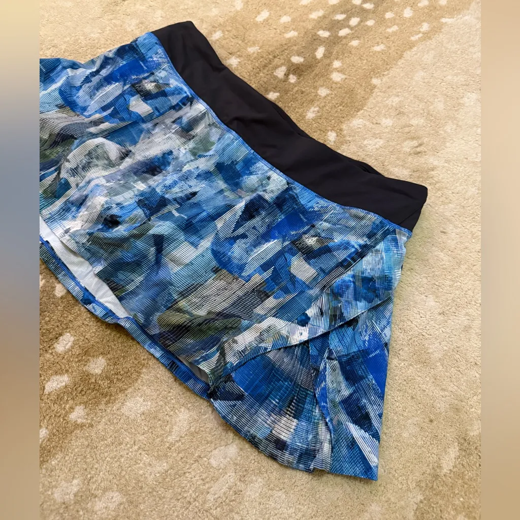 Lululemon pace rival no panels sun dazed multi blue skort women’s size 10 - Image 2