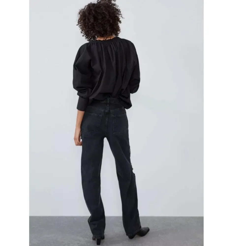 NWT Zara Full Length Distressed Boyfriend Jeans - Image 3