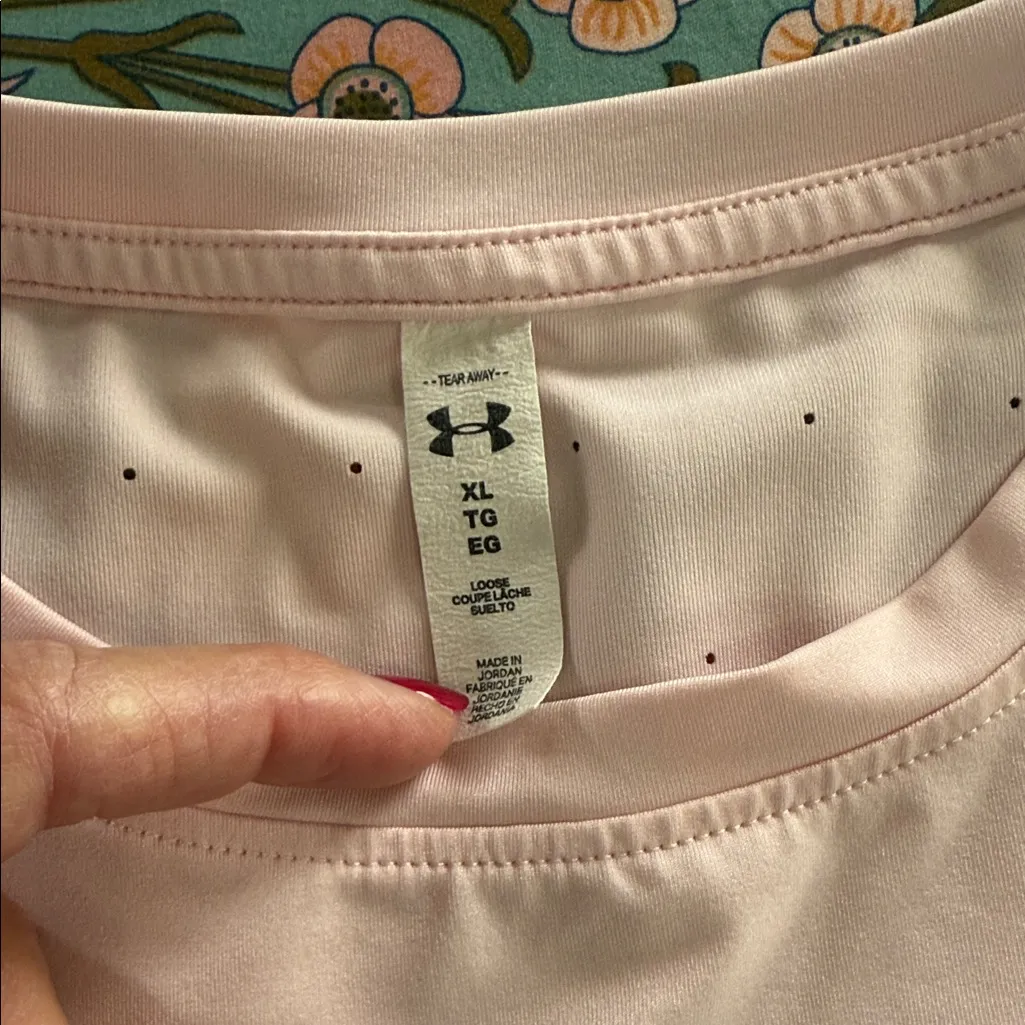 Under Armour Women’s Pink Short Sleeve Loose Fit Athletic T-Shirt XL - Image 7