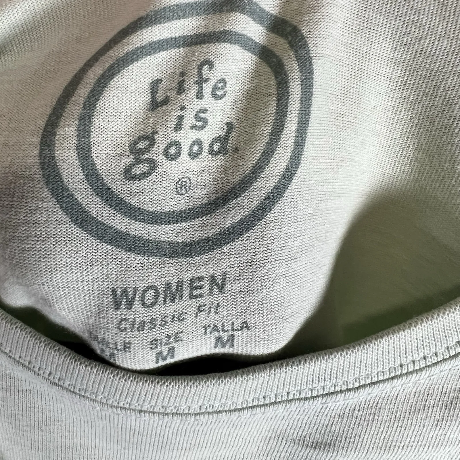 Life Is Good Shirt Womens M Green I Like It Here Beach Lounge Chair Classic‎ Fit - Image 5