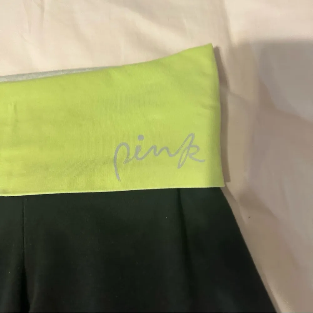 Y2K Vintage Victoria’s Secret Foldover Capri leggings - Image 2