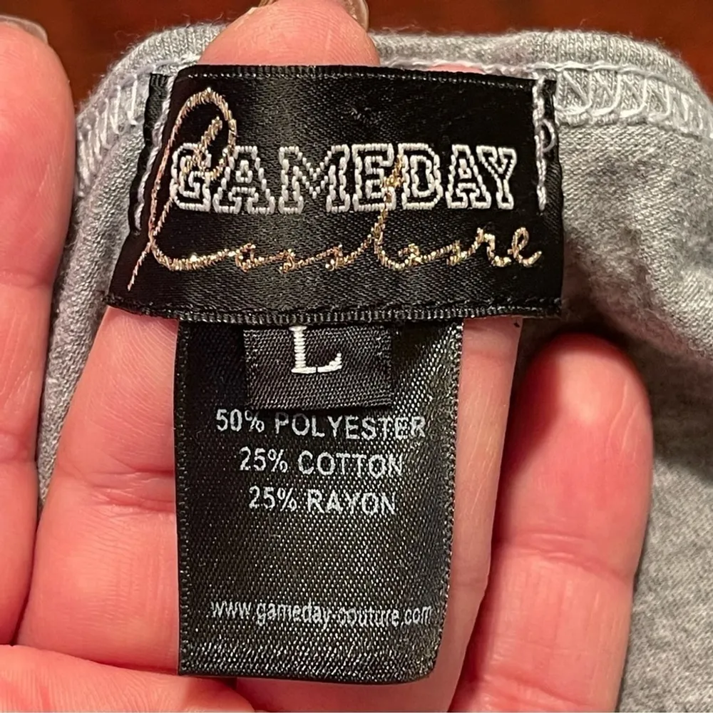 Gameday Couture Philadelphia 76ers Sixers Women’s Large Grey designer T - Image 5