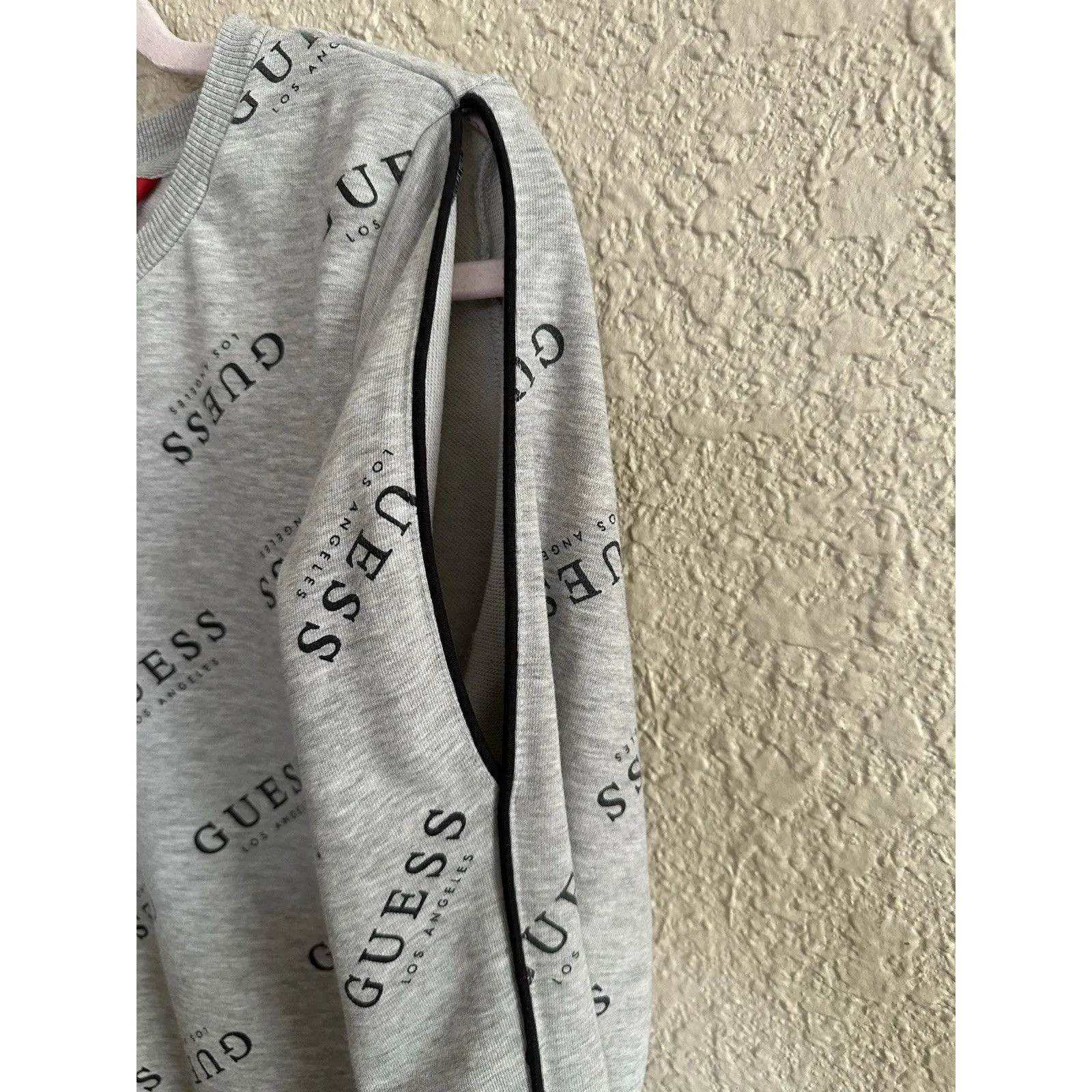 GUESS Women’s Crew Sweatshirt Gray with logo Throughout Size‎ L - Image 3