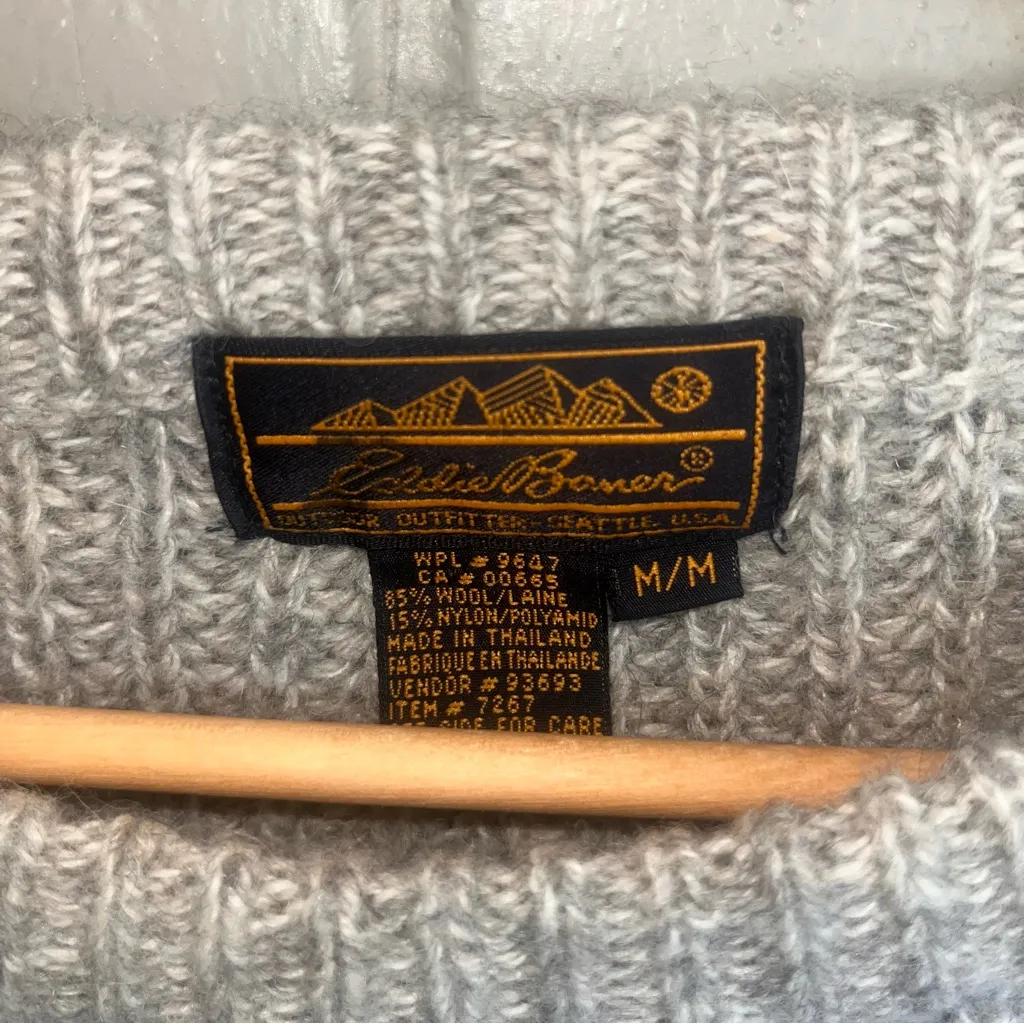 Eddie Bauer Vintage Chunky Long Sleeve Grey/Cream Wool Sweater M - Image 7