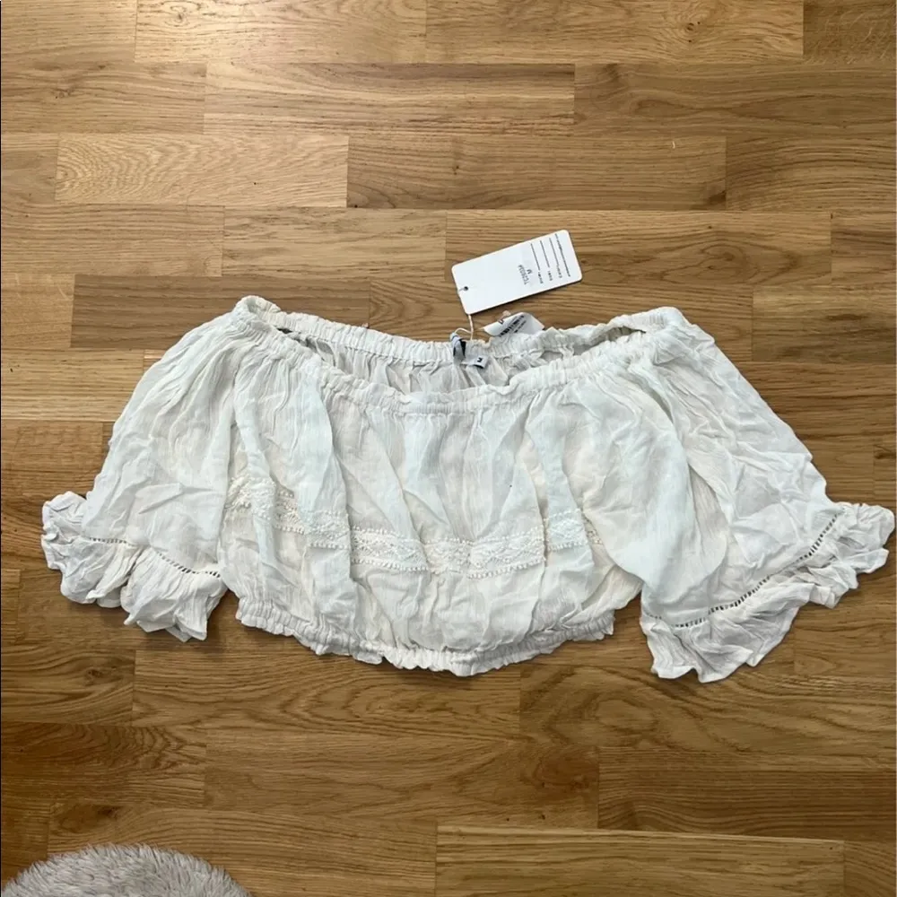 New LF off the shoulder top with crochet detailing - Image 3