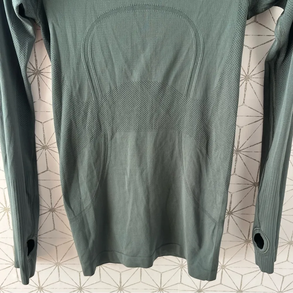 Lululemon Swiftly Tech Long Sleeve Crew
Dark Forest / Dark Forest - Image 5