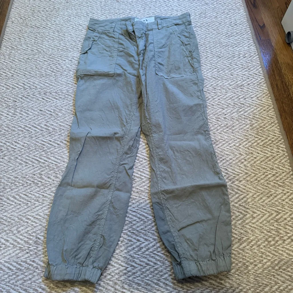 Frank & Eileen Jameson Sage Green Italian Performance Linen Pants | Size 6 - Image 3