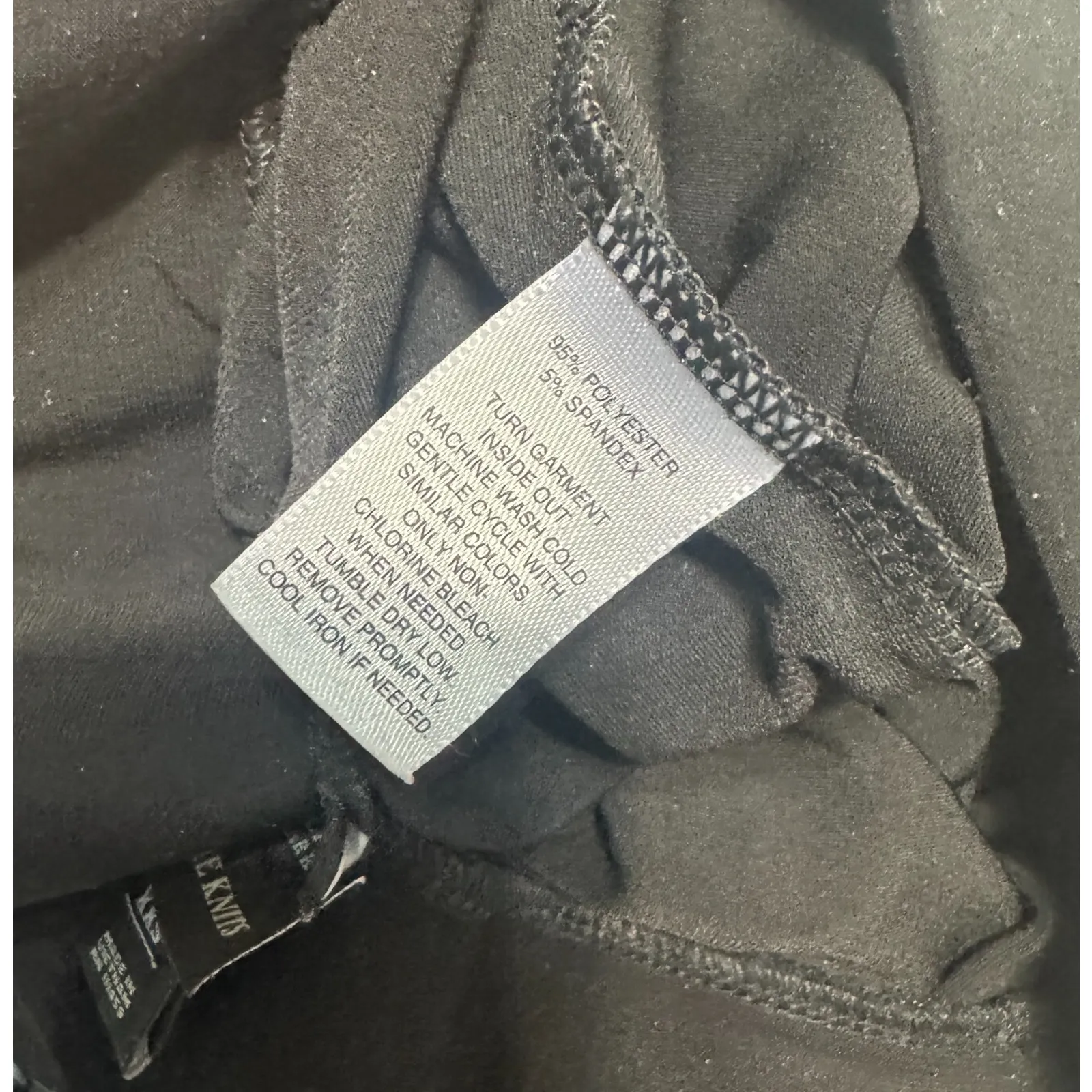 White House Black Market Womens Pants Cropped XXS Cargo Joggers signature knit - Image 8