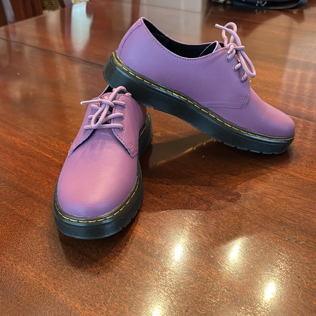 Dr Martens Zavala Lo Oxford Lilac W7 EU 38 MSRP $140 - Image 3