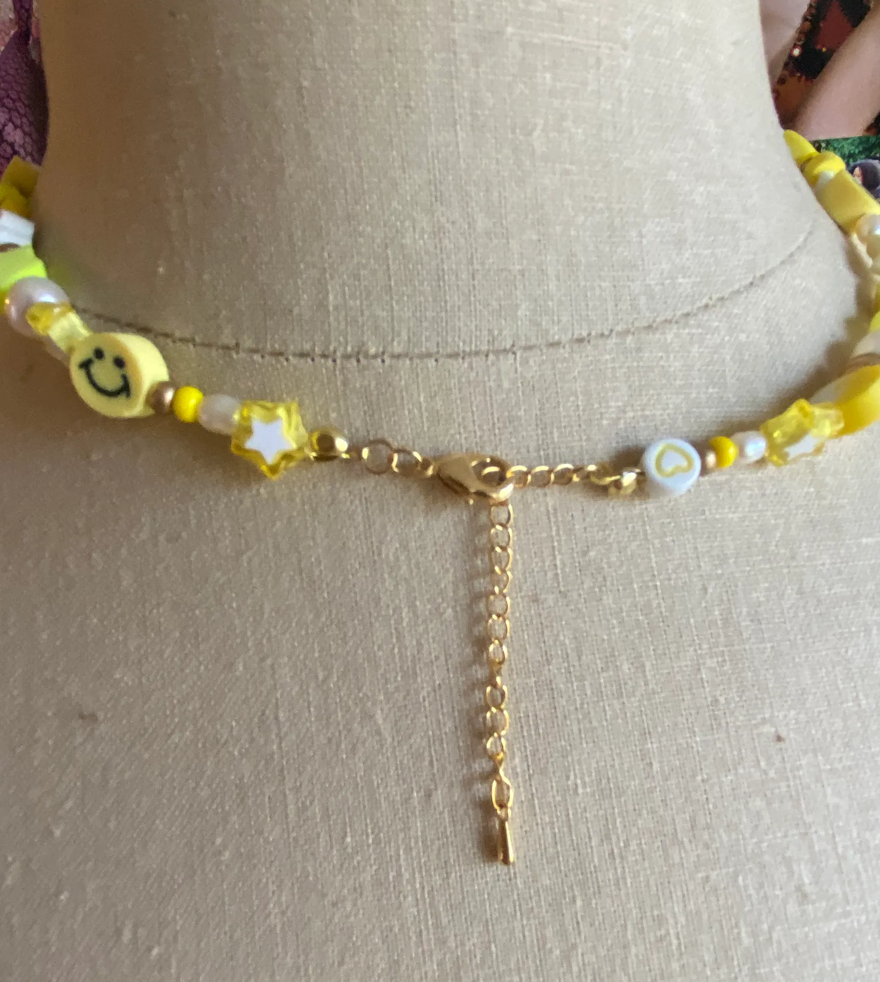 Yellow Sunshine Beaded Choker Necklace - Image 3