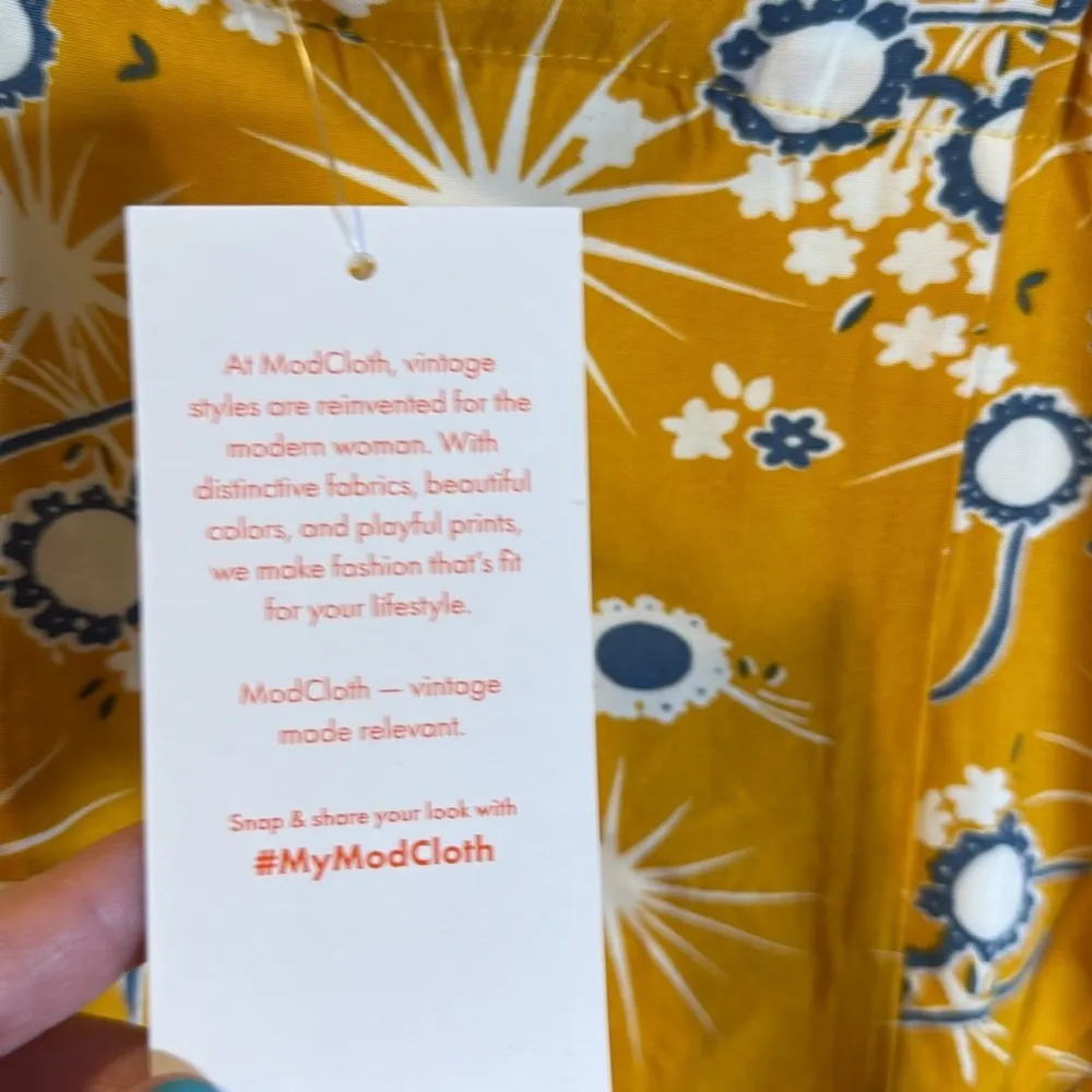 *NWT* Modcloth On Cloud Nineties Shift Dress medium - Image 7