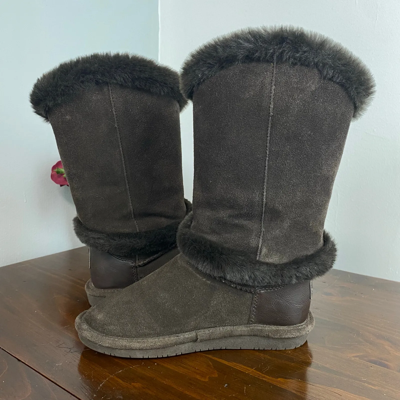 Bearpaw Sheilah Boots Brown Suede Faux Fur Trim Size 6 Women's Winter - Image 6