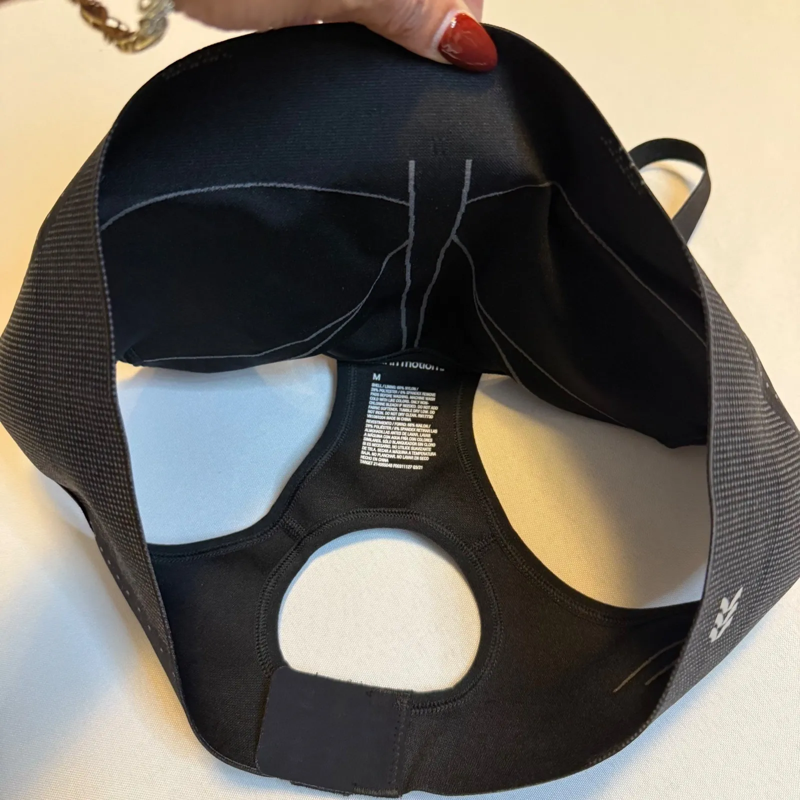 All in Motion Medium Black Sports Bra Adjustable Straps Workout Gym Activewear - Image 5