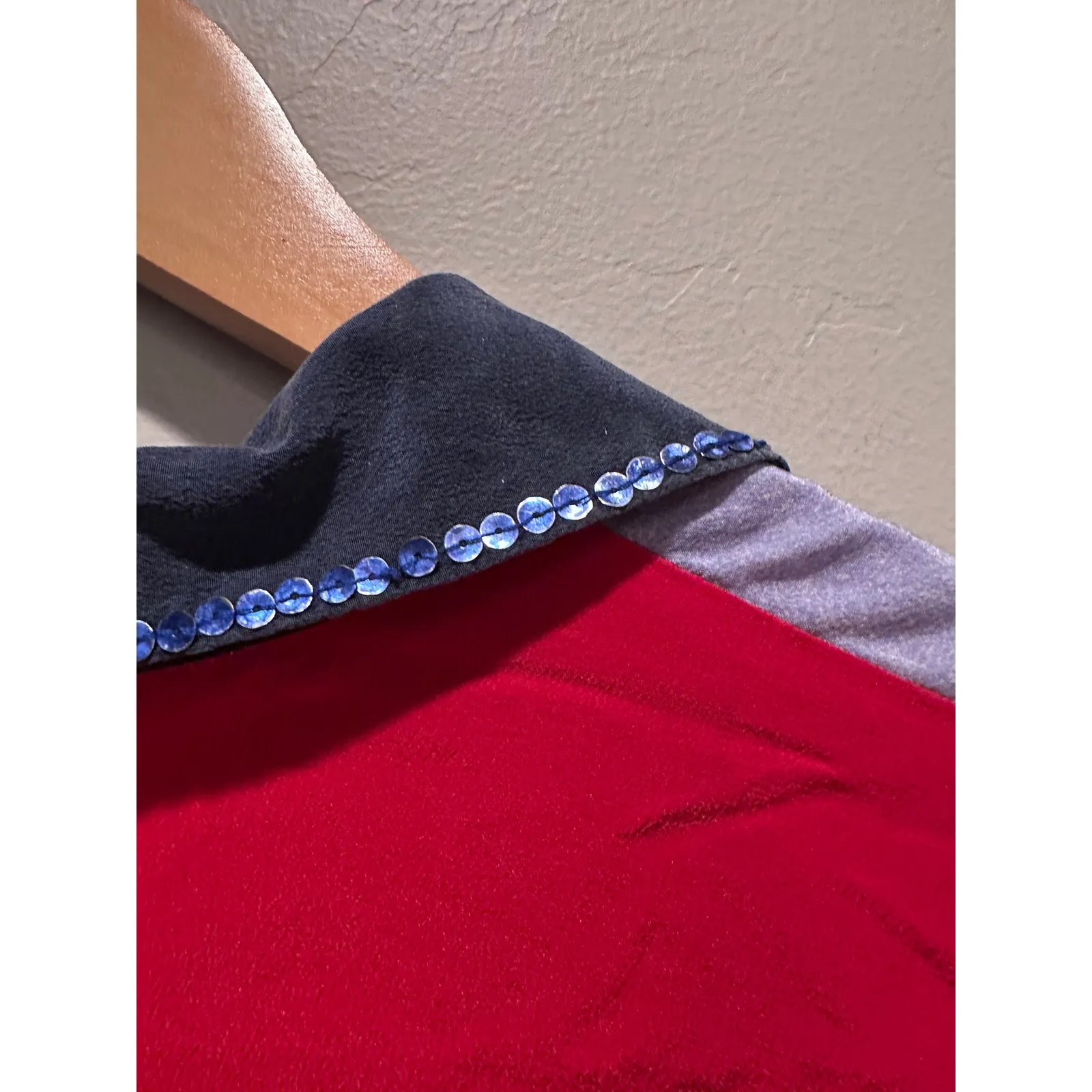 Vintage Quacker Factory Red Sequin Lighthouse 100% Silk Button Up Shirt Large - Image 6