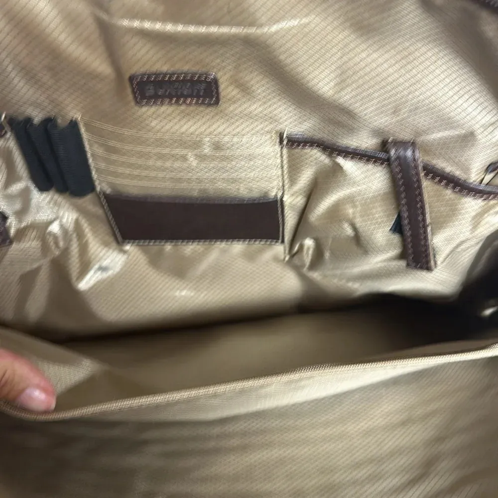 Buxton brown leather briefcase zip & snap pockets over shoulder vintage - Image 6