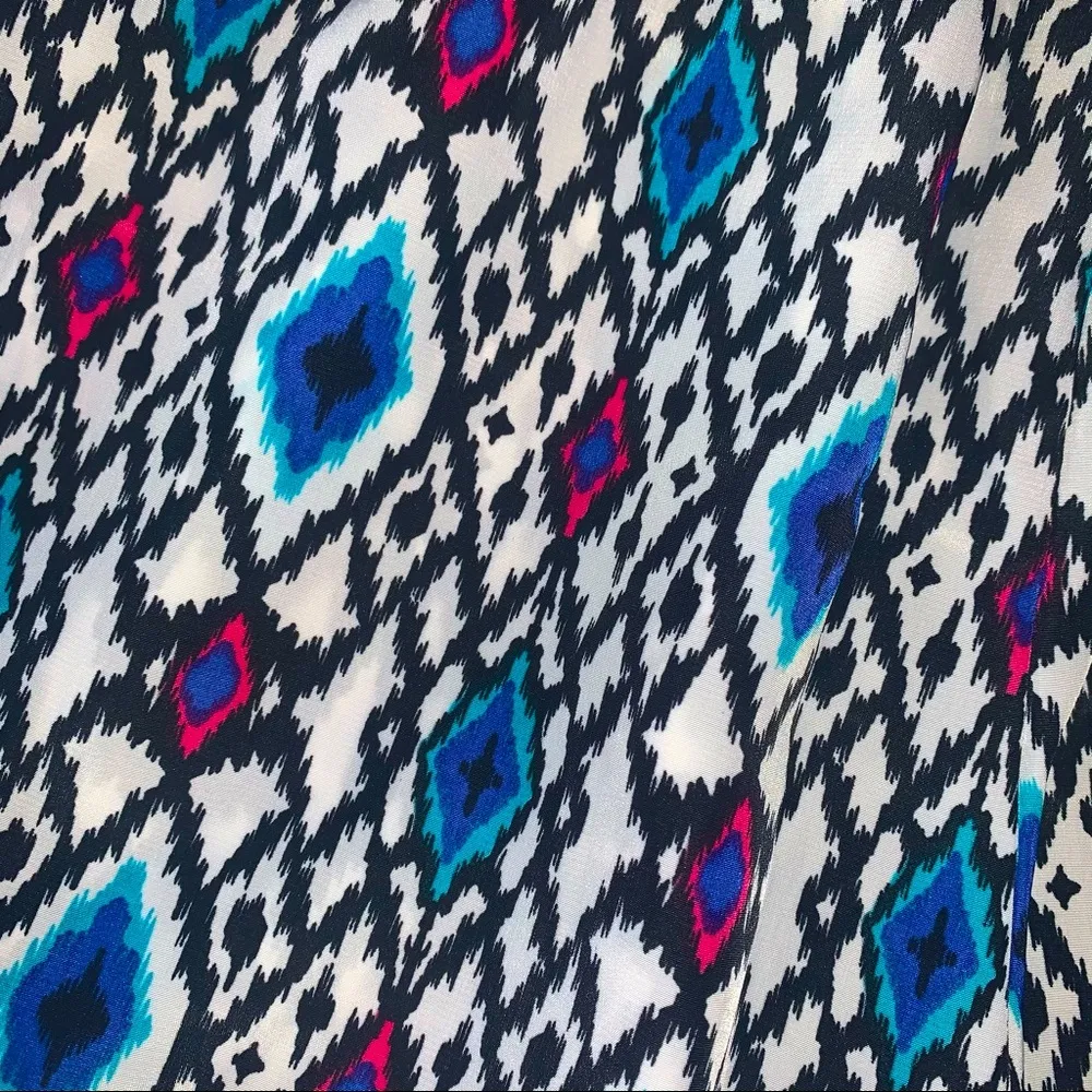 Banana Lemon Silk-Like Patterned Shorts M - Image 7