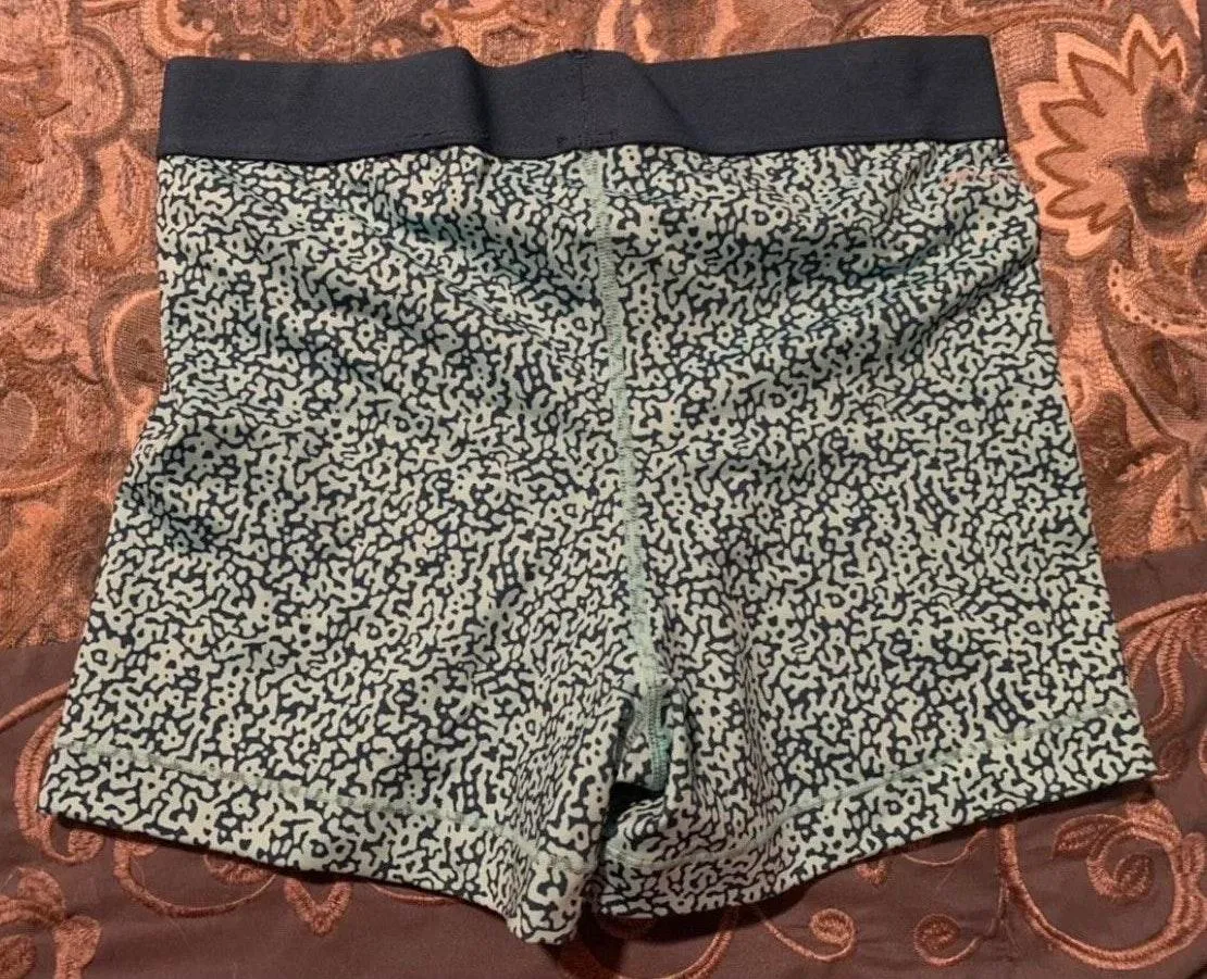 Nike Pro Shorts - Image 2