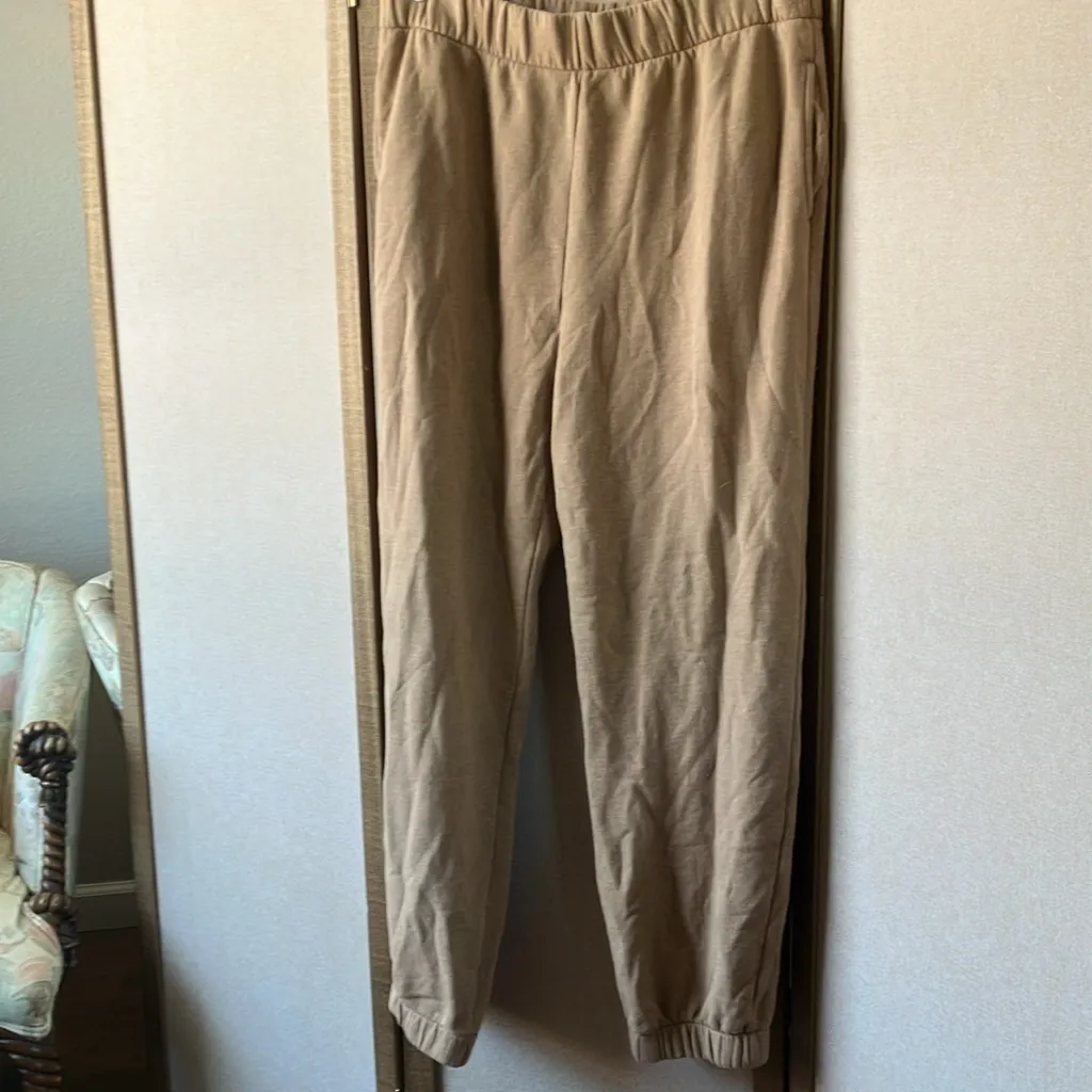 FINAL MARKDOWN Wild Fable Camel joggers large - Image 6