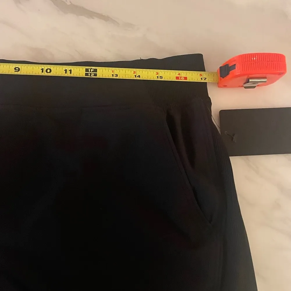 90 Degree By Reflex Women's Size XL Black Athletic Shorts Lightweight Design NWT - Image 5