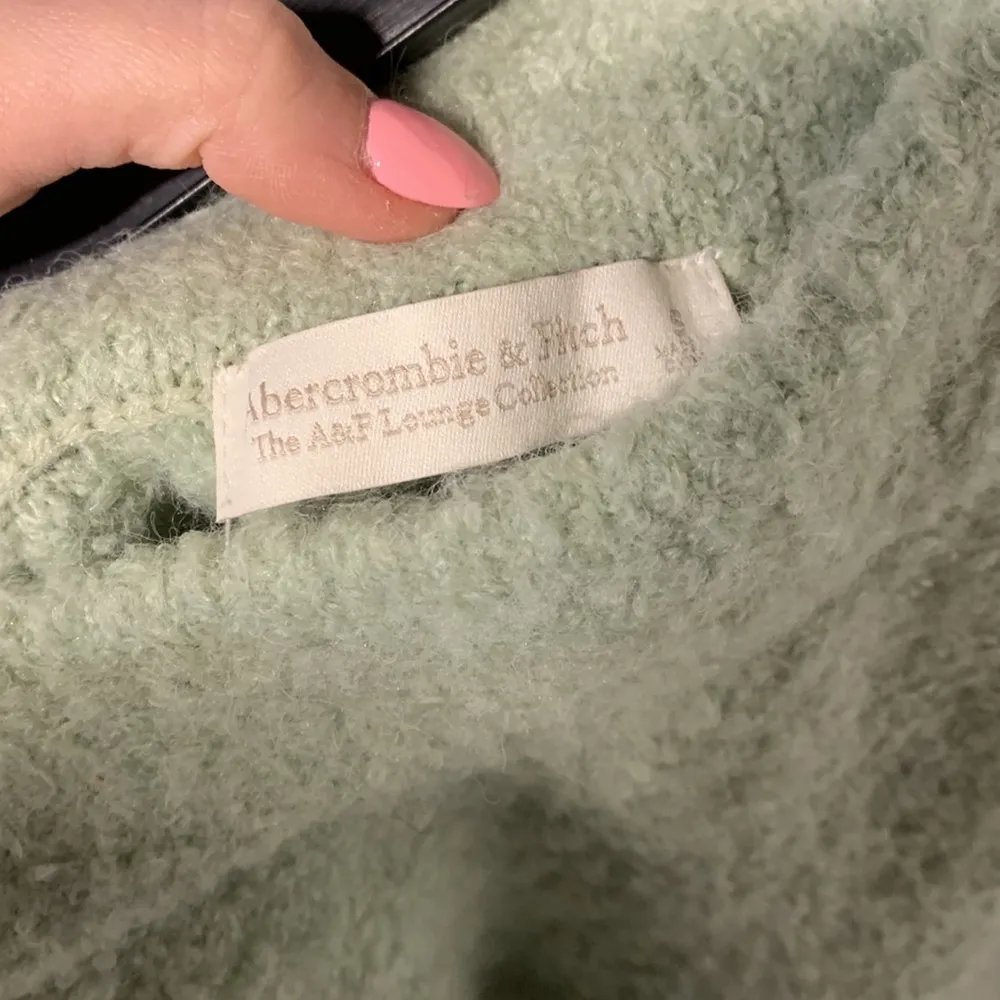 ABERCROMBIE AND FITCH WOMENS BOUCLE GREEN SOFT SHORT SMALL HIGH WAIST - Image 4