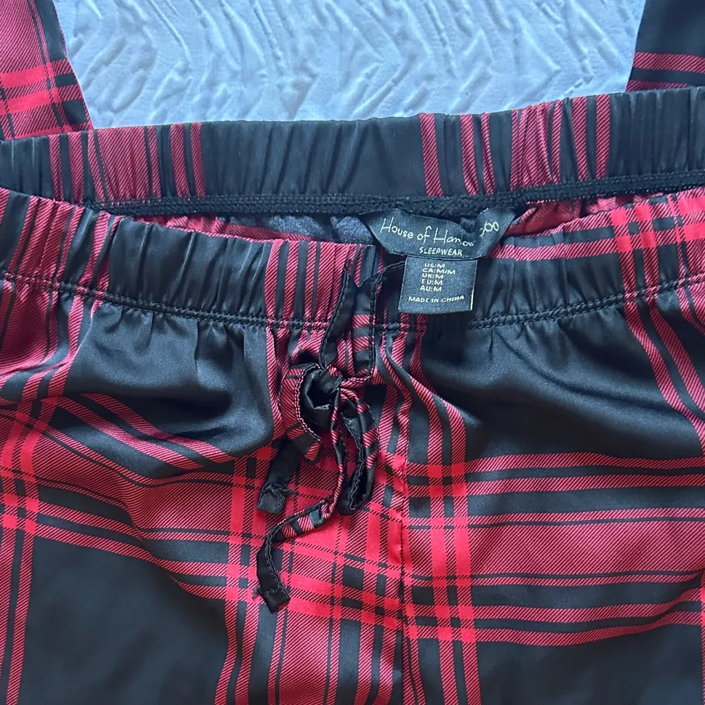 House of Harlow 1960 Red and Black Plaid Sleepwear Size M - Image 4