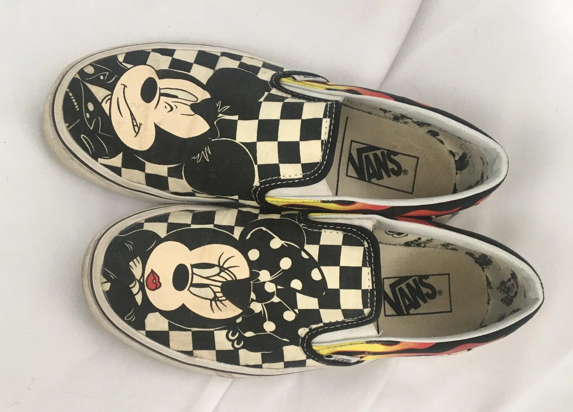 Vans Disney Limited Edition - Image 2