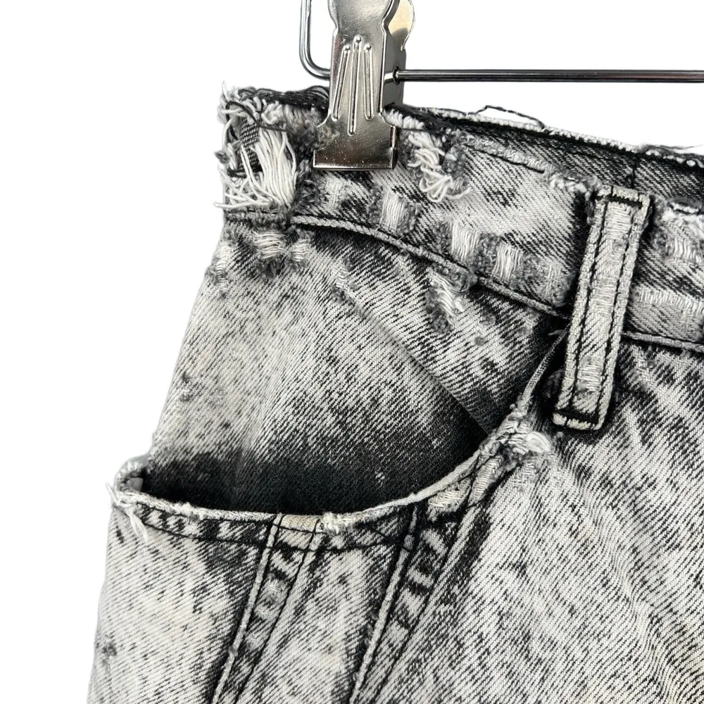 Vintage Brittania Womens Jeans Tapered Leg Acid Wash Distressed Size 8 Black - Image 3