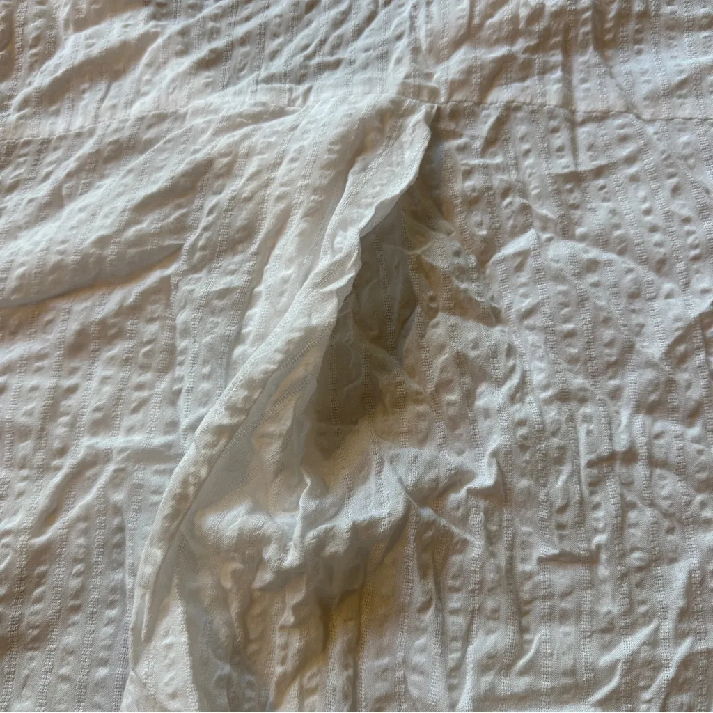 Millibon Crinkled White Button - Image 9